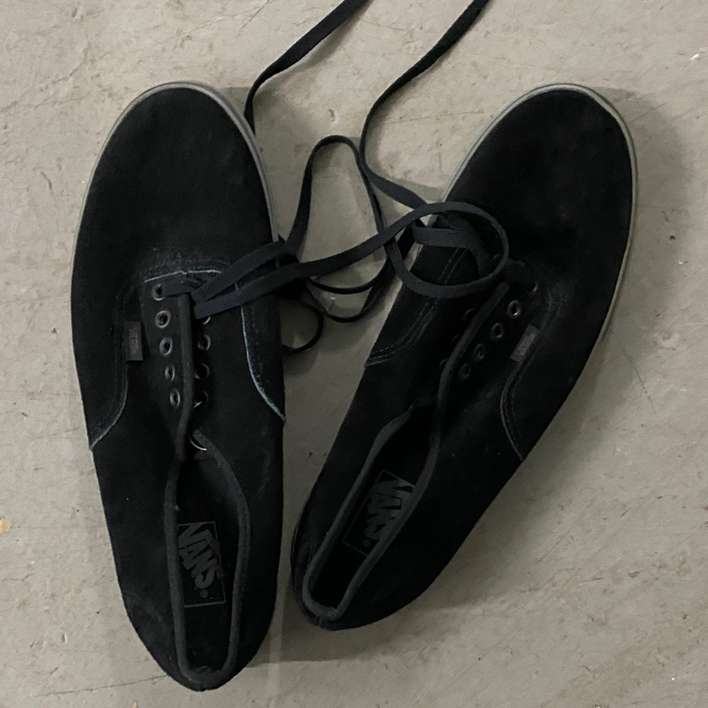 Vans Men's Black Lace-Up Sneakers